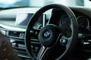 Bmw E24